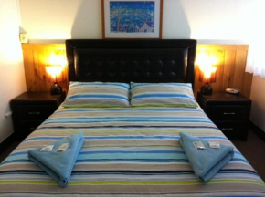 Отель Aquarius Motel  Белмонт